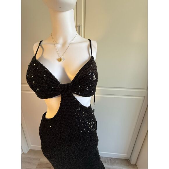 NWT Mac Duggal dress 70130. Cutout Waist black Sequin Formal Gown.  Size 4 - Picture 8 of 8